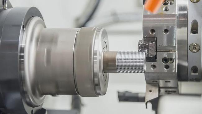 <strong>我國數控機床的精度是多少？是否（fǒu）有市場競爭（zhēng）力？</strong>