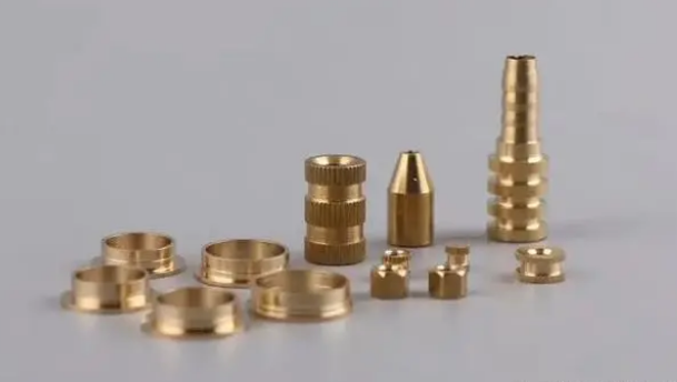 <strong>終於找到（dào）一家高精度的異（yì）性銅精細部（bù）件加工切割的廠家（jiā）</strong>