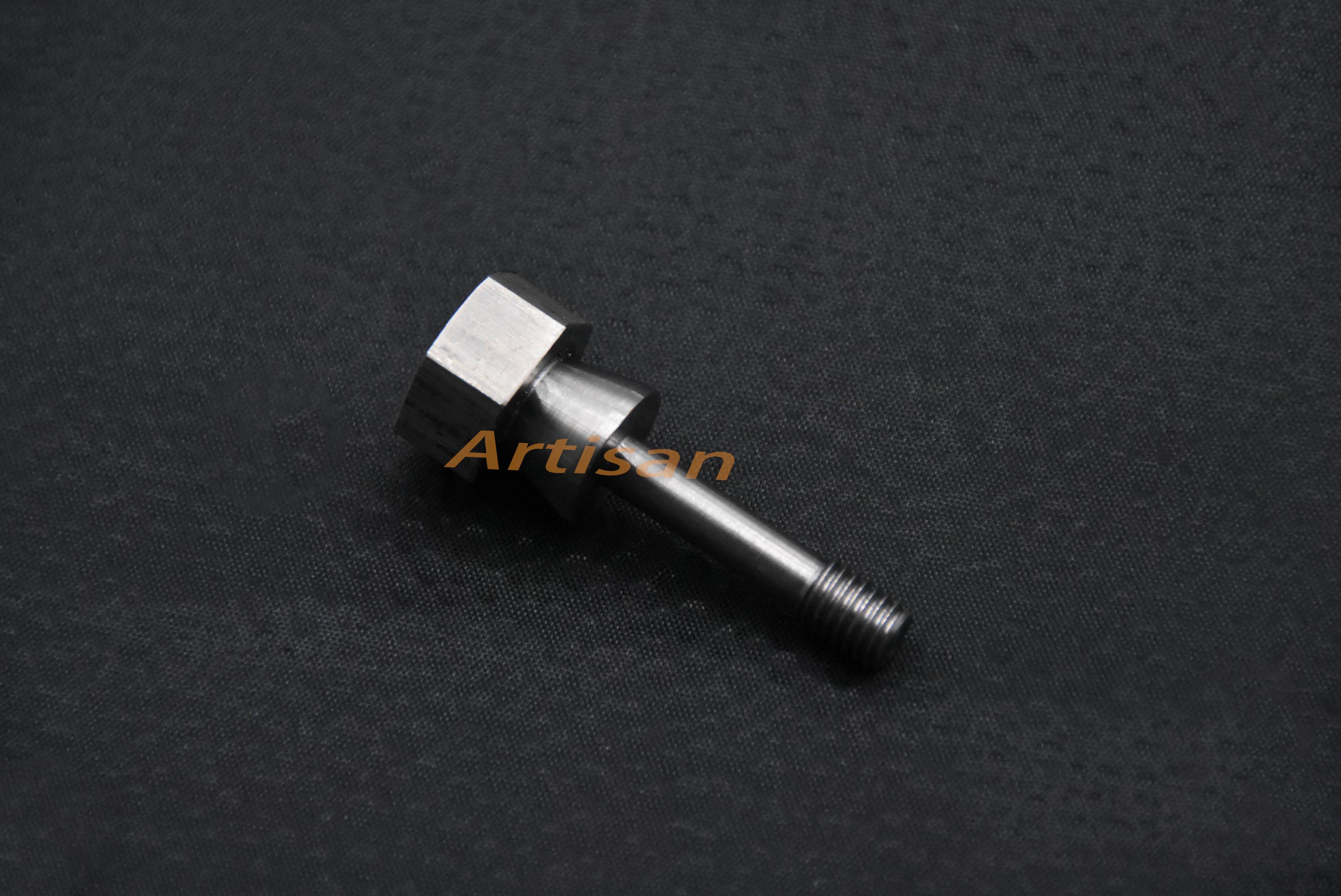 <strong>醫療類精密（mì）件加工：鬆緊螺紋柱</strong>