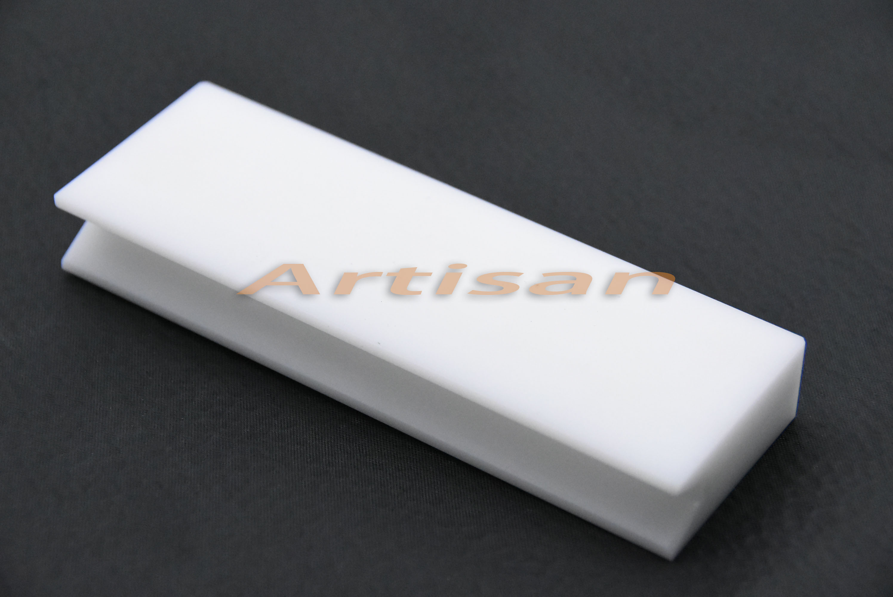 <strong>醫療類精密件加（jiā）工：電池中（zhōng）間放置架</strong>