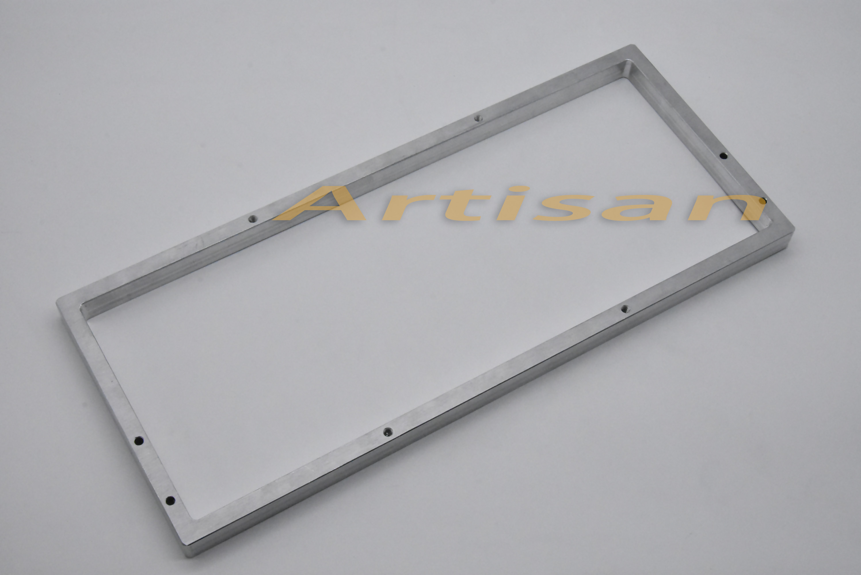 <strong>電子類精密加工（gōng）：框架</strong>